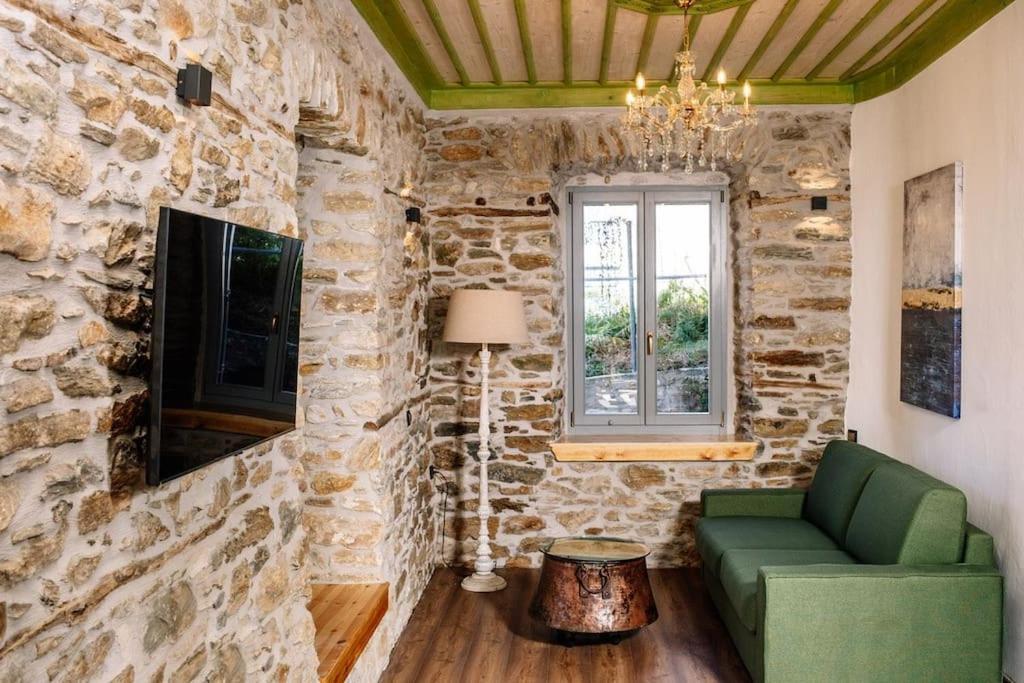 Archontiko Epirus 1 Apartment Mourésion